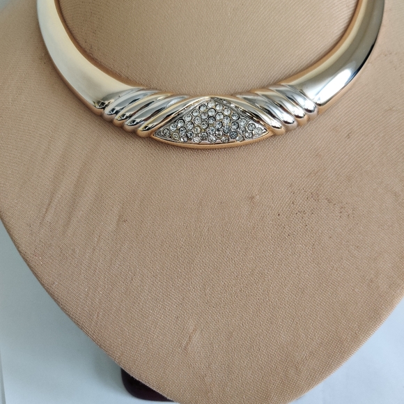 Vintage 80s Statement Bib Chocker Necklace - Picture 4 of 13